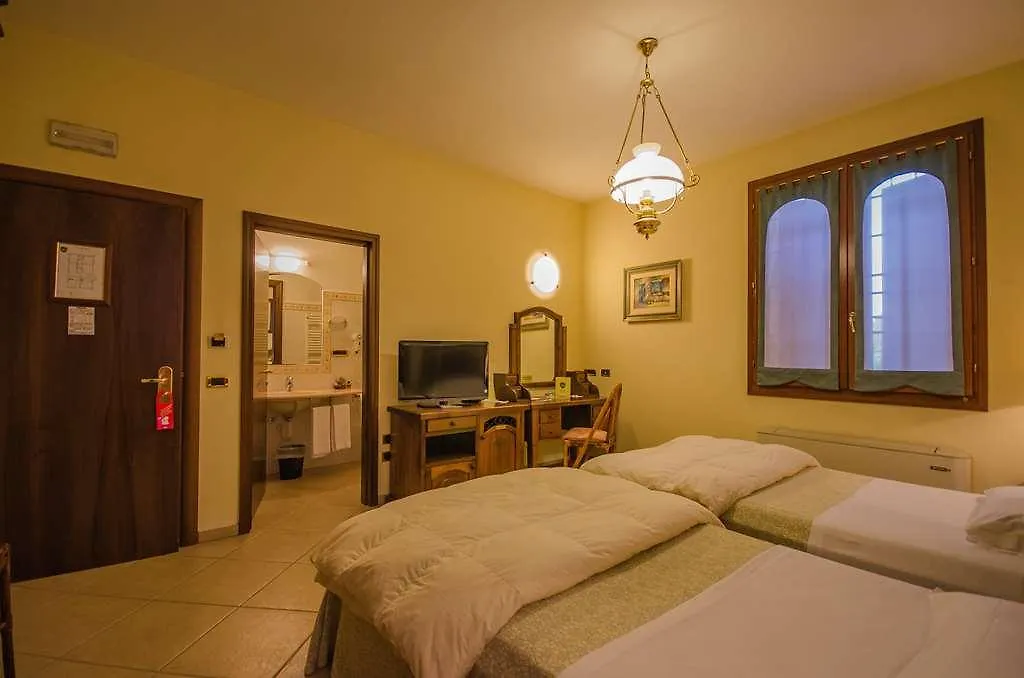 Hotel Corte Vecchia San Prospero