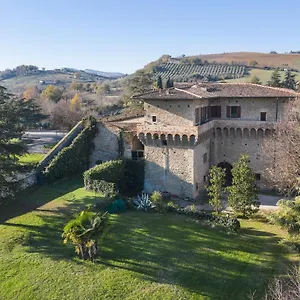 Castello Del Capitano Delle Artiglierie Bed & Breakfast