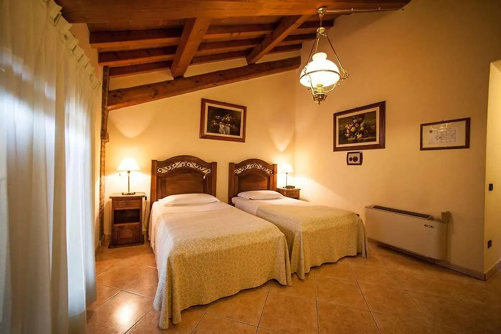 Hotel Corte Vecchia San Prospero